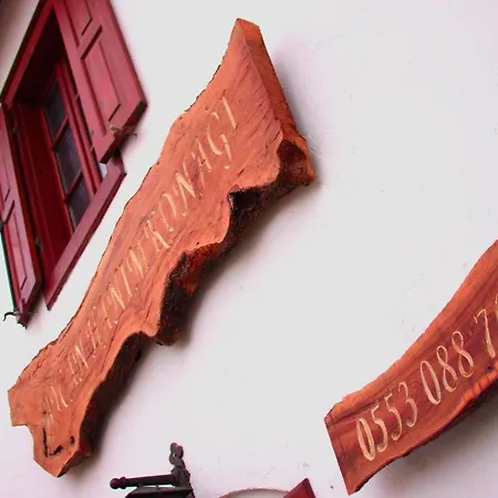 Aycan Hanim Konagi فندق