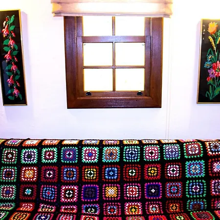 Aycan Hanım Konağı Oda ve Kahvaltı Selçuk