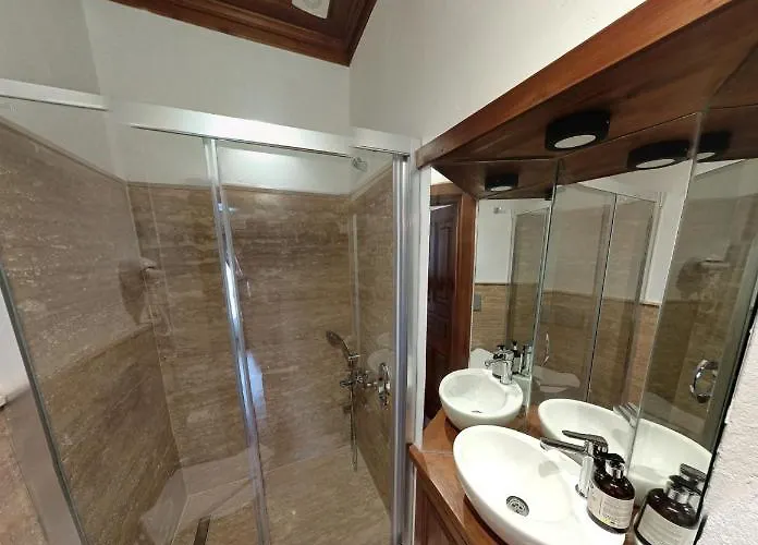 Otel Aycan Hanım Konağı *